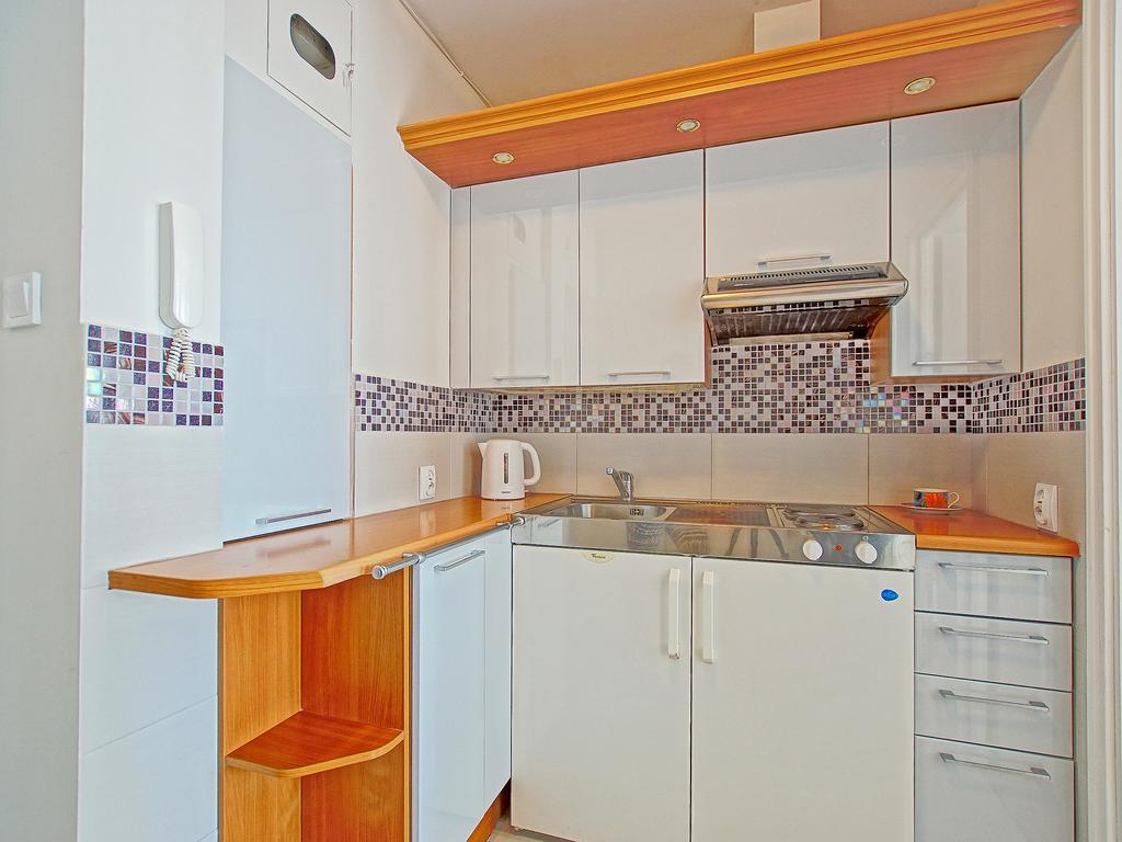 Starogdanski 4 Apartment *
